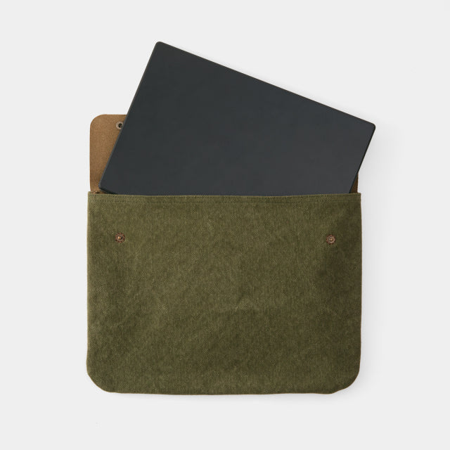Traveler’s Factory Canvas Pouch in olive - Size L