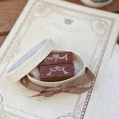 Jieyanow Atelier Frame The Moment - The Ribbons rubber stamp set (2 in 1)