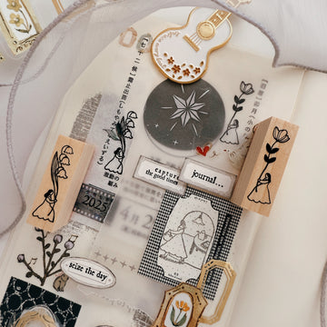 Kin.iro.hitode rubber stamp - holding the flower