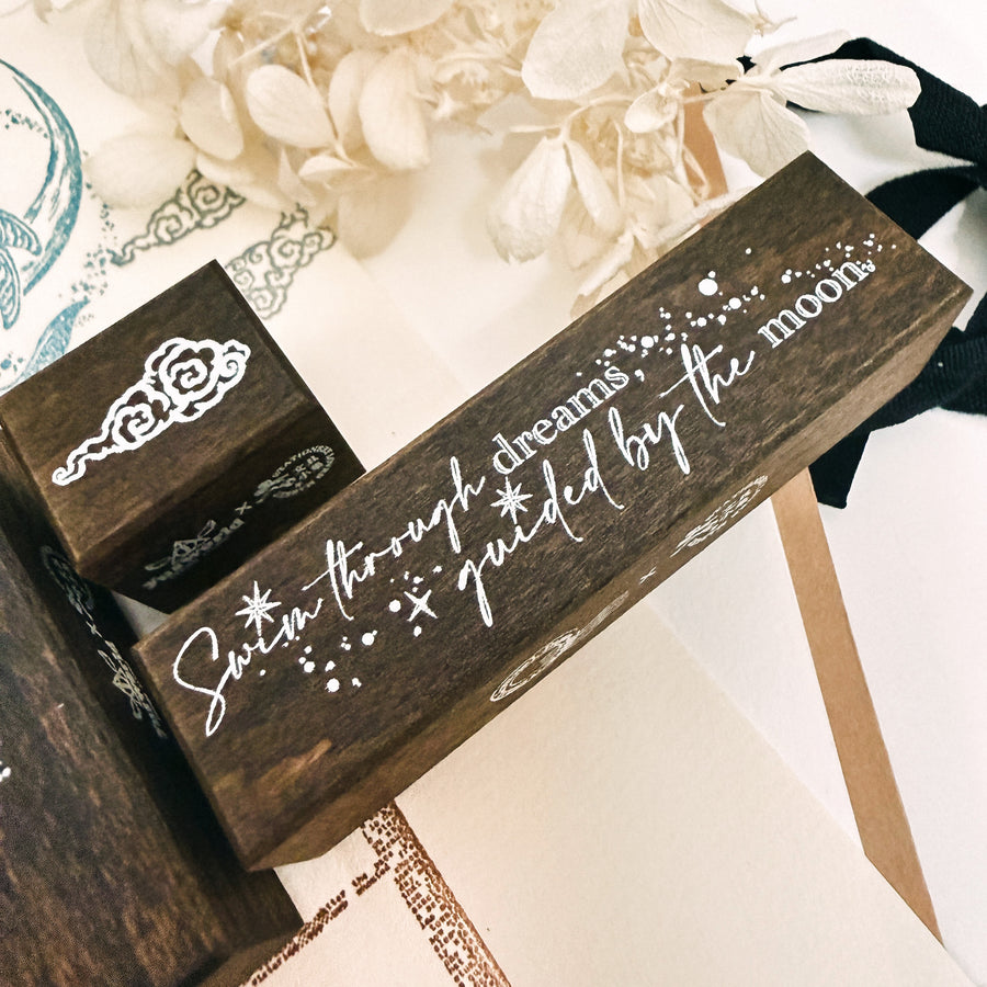 Stationerylovermarket x Yusworld Rubber Stamp - Whale of the Moon (4 in 1 Set)  (Limited Edition)