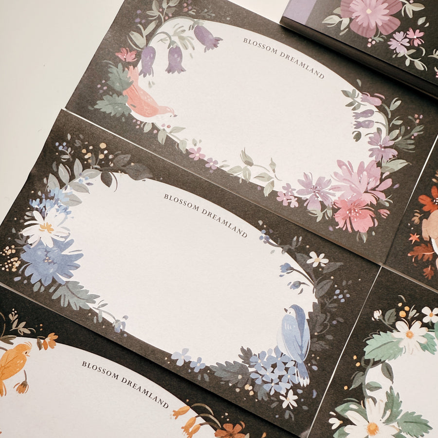 Wwiinngg notepad - celebration of petals
