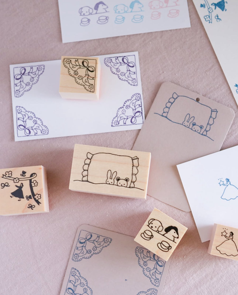 Kin.iro.hitode rubber stamp - girls decoration corner