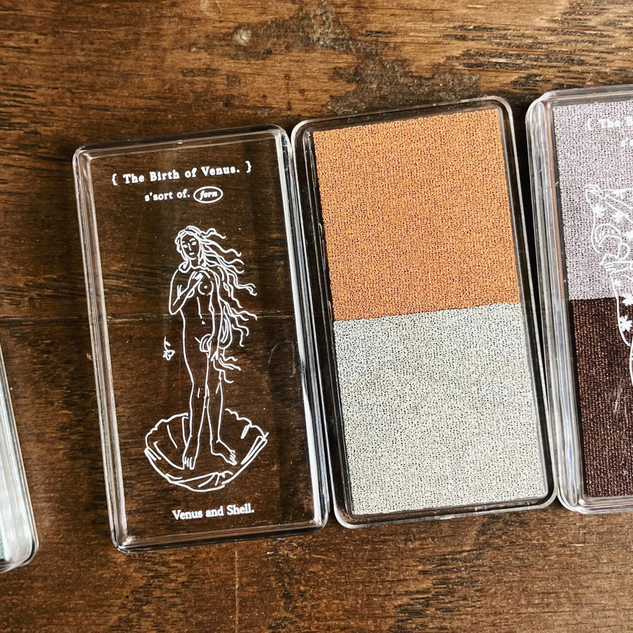somesortoffern mini two-colour ink pad - 𝐓𝐡𝐞 𝐁𝐢𝐫𝐭𝐡 𝐎𝐟 𝐕𝐞𝐧𝐮𝐬