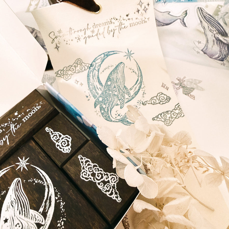 Stationerylovermarket x Yusworld Rubber Stamp - Whale of the Moon (4 in 1 Set)  (Limited Edition)