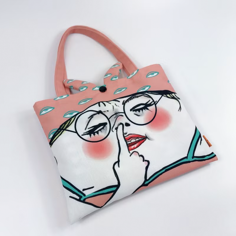 Shock MAMA Women Tote Bag - Pig Nose