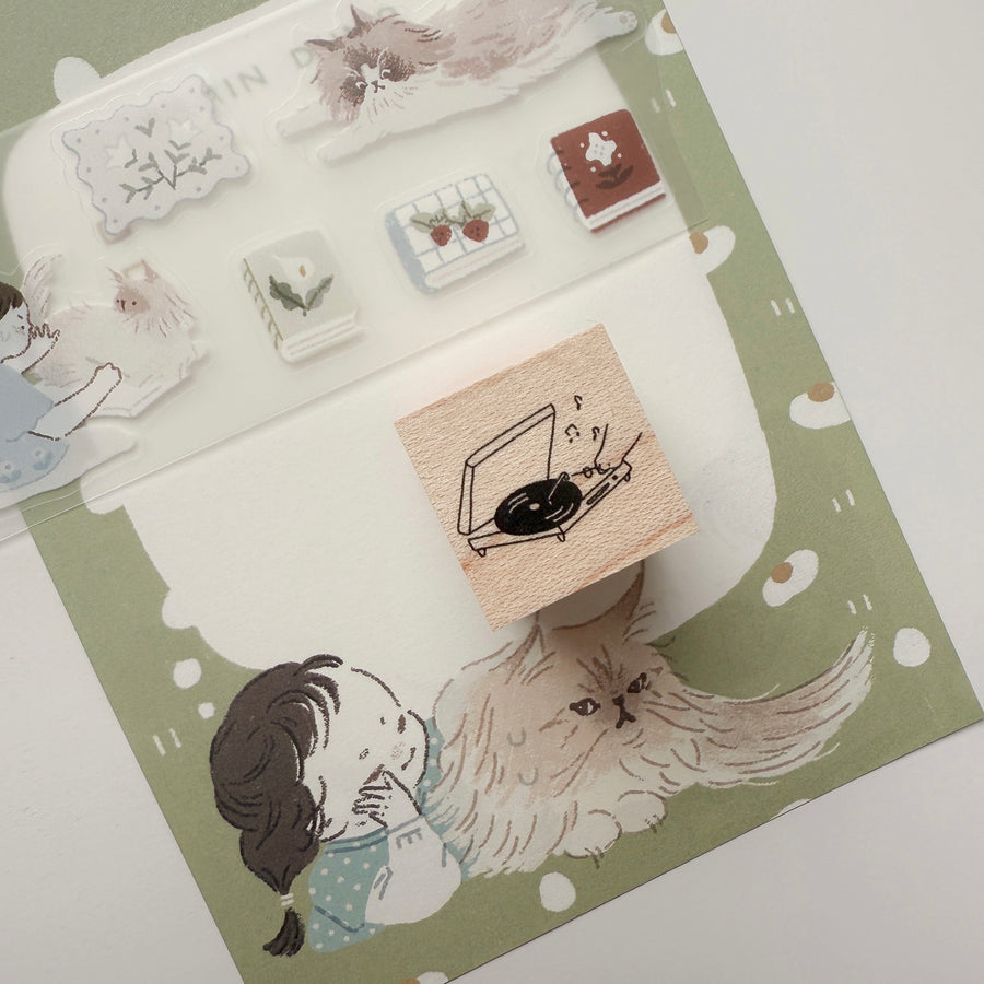 Lazy home - cat’s paws rubber stamps