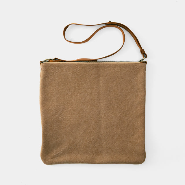 Traveler’s Factory Canvas Shoulder Bag <M> beige color