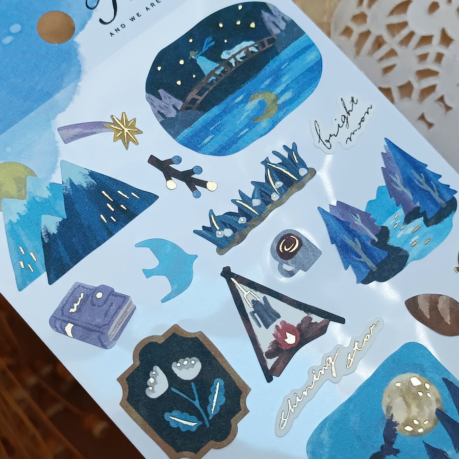 Mind Wave Tabi Foil Gold Sticker - Night Forest
