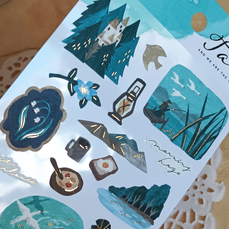 Mind Wave Tabi Foil Gold Sticker - Land of Lake