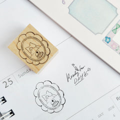 Kin.iro.hitode rubber stamp - Cat Brooch