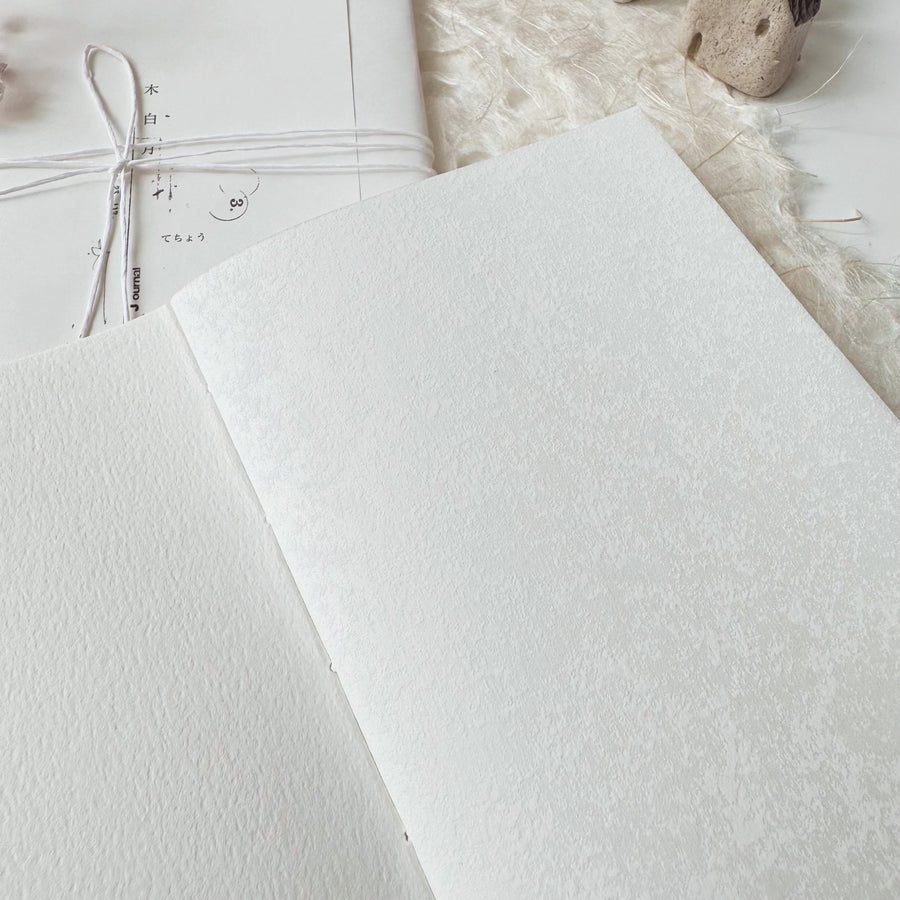 Hanen studio handmade journal book (white frame)